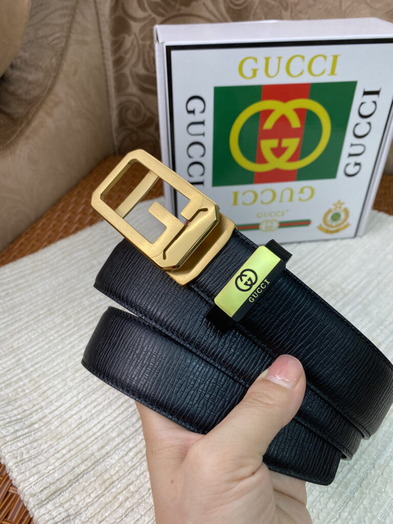 【在庫新登場】Gucci イタリアンテイストベルト「全長約 100cm」
