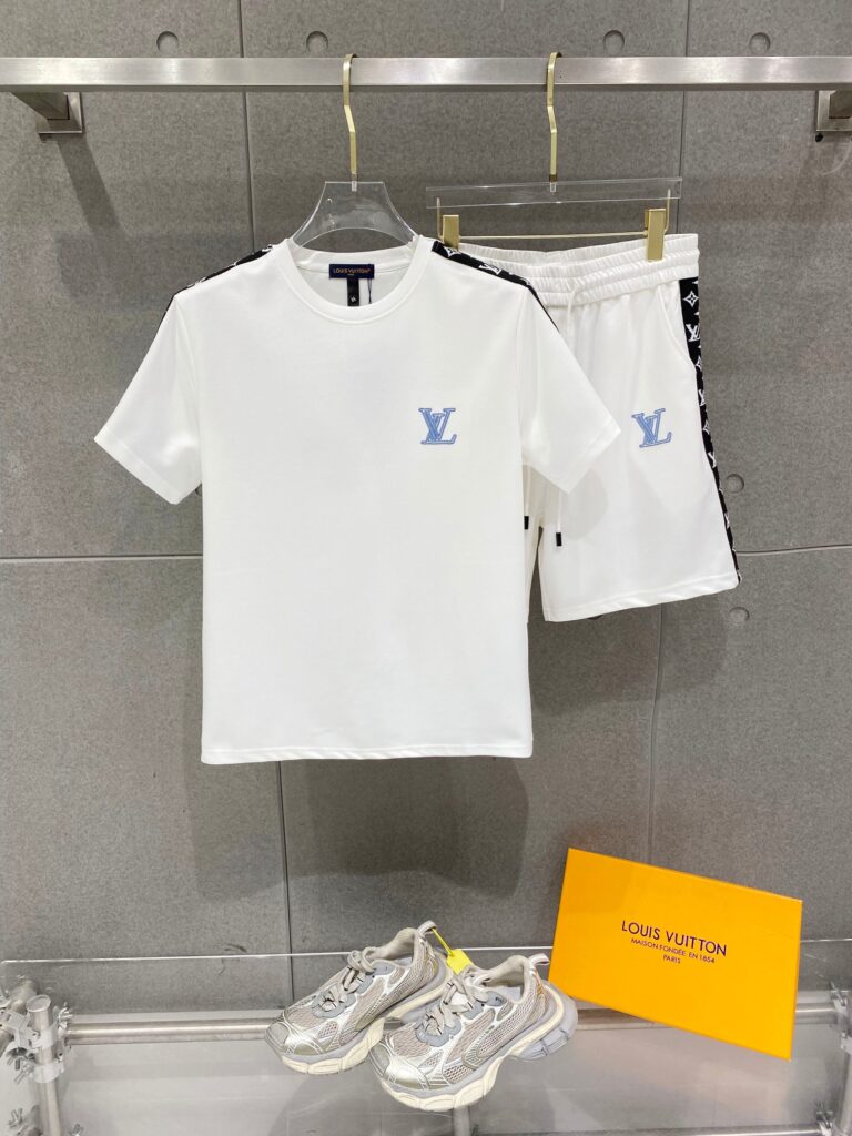 ルイ・ヴィトン「Louis Vuitton」 カジュアルセットアップ 26SS