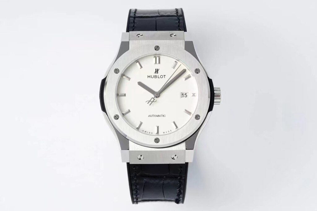 ウブロ クラシック フュージョン 42mm