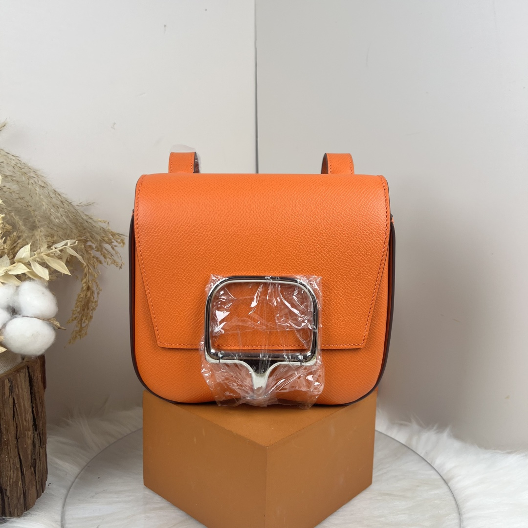 【厳選新入荷】エルメス Della Cavalleria Mini サドル金具クロスボディバッグ「乗馬モチーフ本革ショルダー」