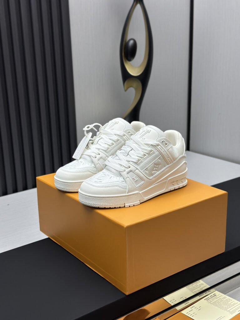 ルイ・ヴィトン「LV Trainer」クラシックシリーズ ファッショントレンドカジュアルスニーカー