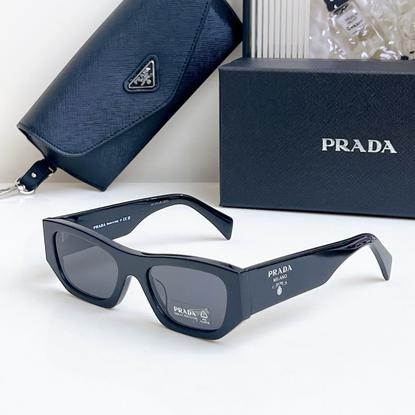 【厳選在庫】Prada ビジネス兼用高級サングラス「全天候遮光」