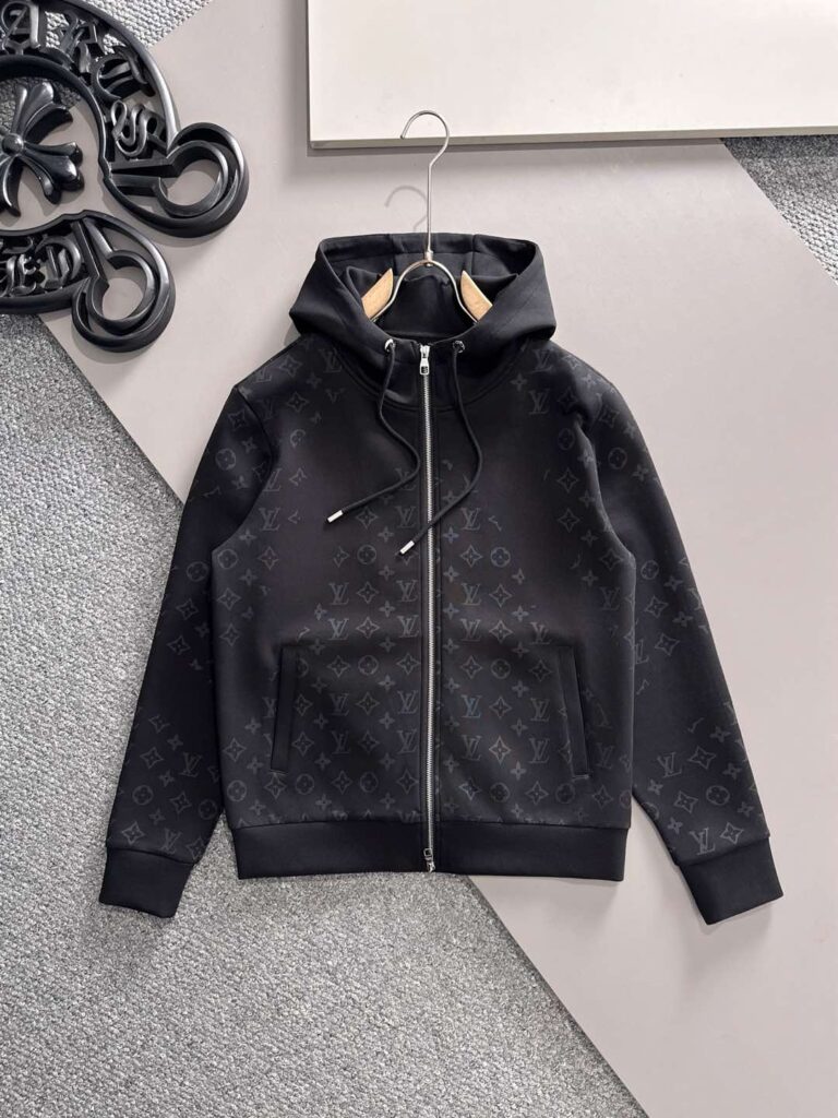 ルイ・ヴィトン「Louis Vuitton」秋コレクション ジャケット