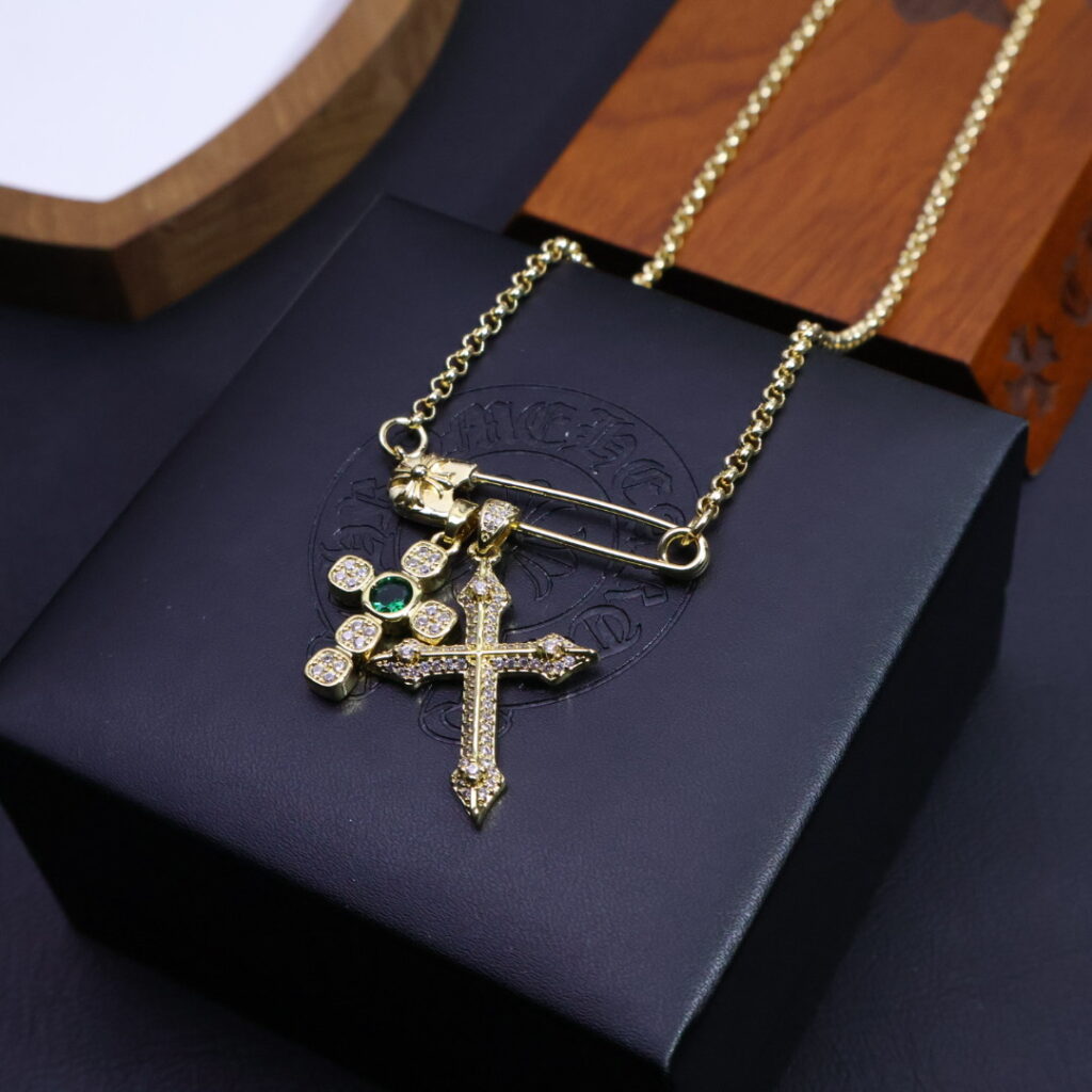 クロムハーツ「Chrome Hearts」チャームペンダント 2026