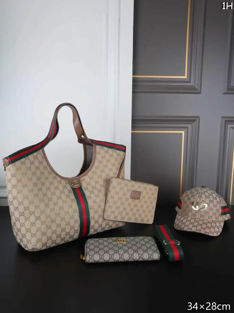 「グッチ」GUCCI アンダーアームトートバッグ+キャップ+財布 3 点セット 限定セール 大人気販売中