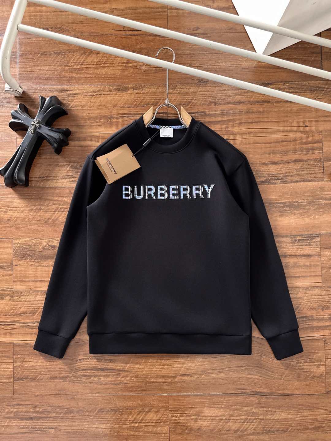 バーバリー「Burberry」秋冬メンズスウェット
