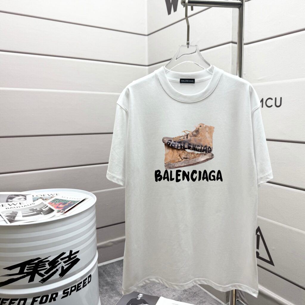 バレンシアガ Balenciaga 走秀金春夏走秀金半袖Tシャツ