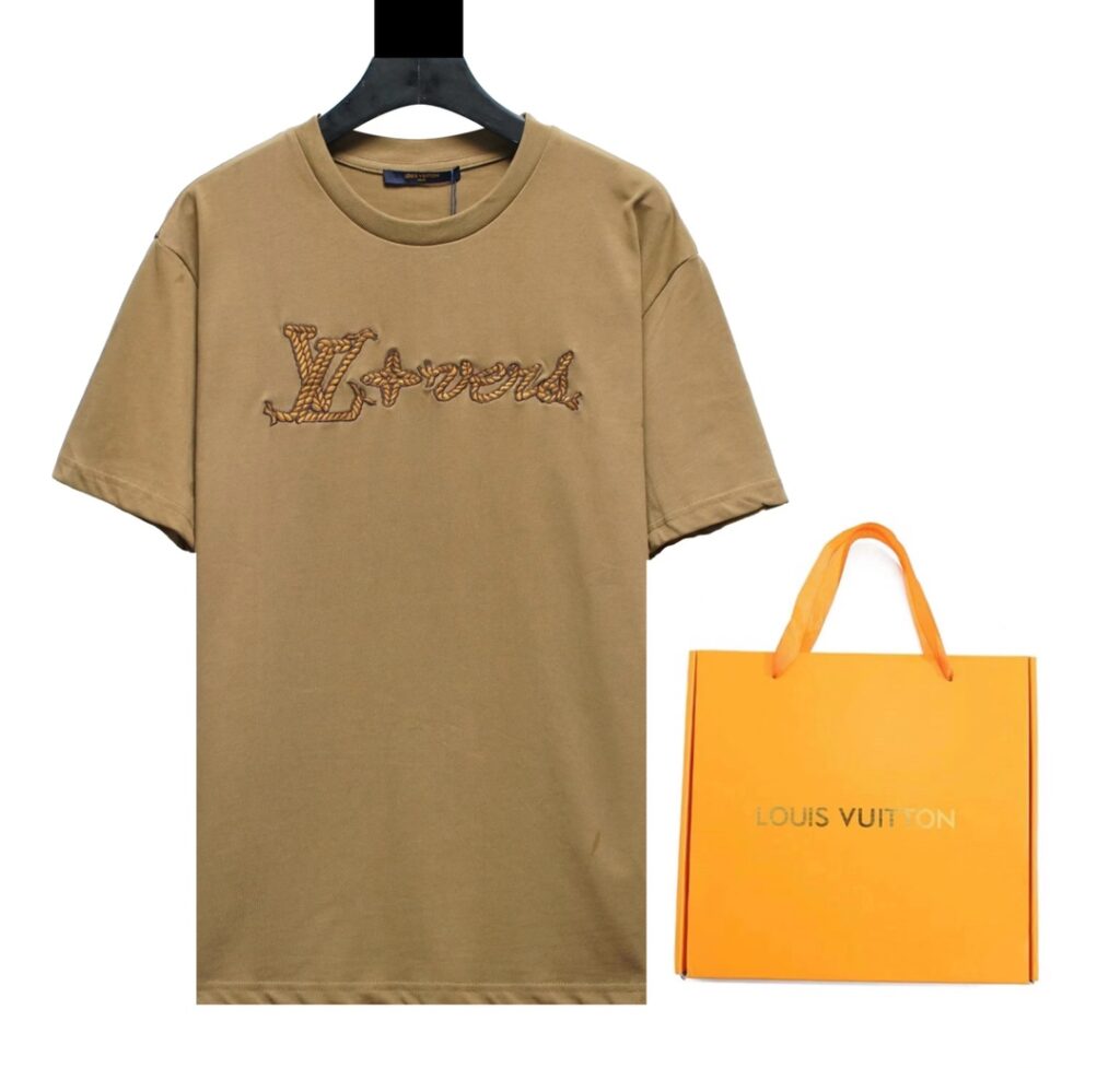 ルイ・ヴィトン「Louis Vuitton」ラリアットレターロゴ刺繍半袖Tシャツ