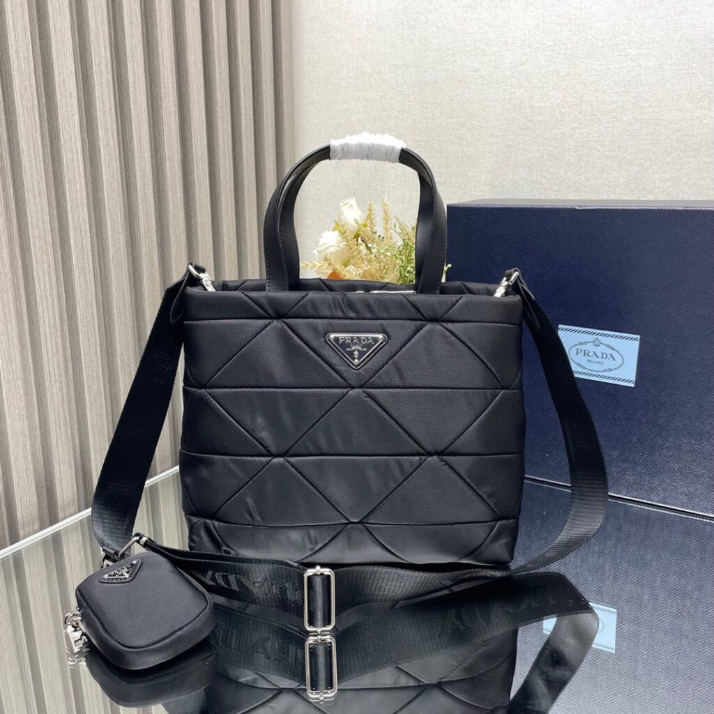 プラダ「Prada」システム トートバッグ トリプルユース