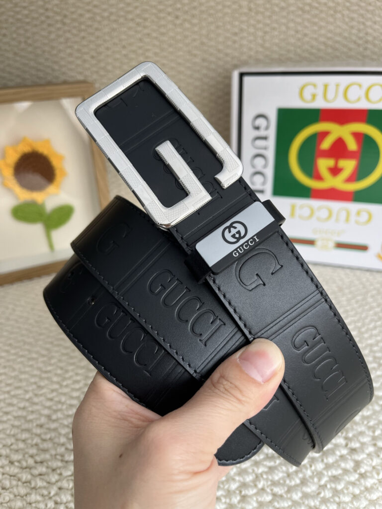 【在庫新登場】Gucci イタリアンテイストベルト「全長約 100cm」