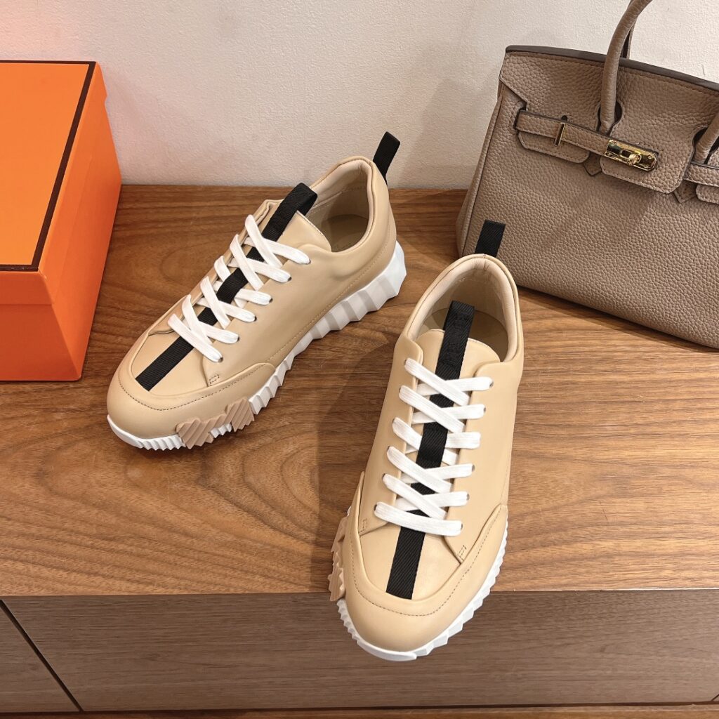エルメス リフトシリーズ スリッポンスニーカー「Lift slip-on sneaker」