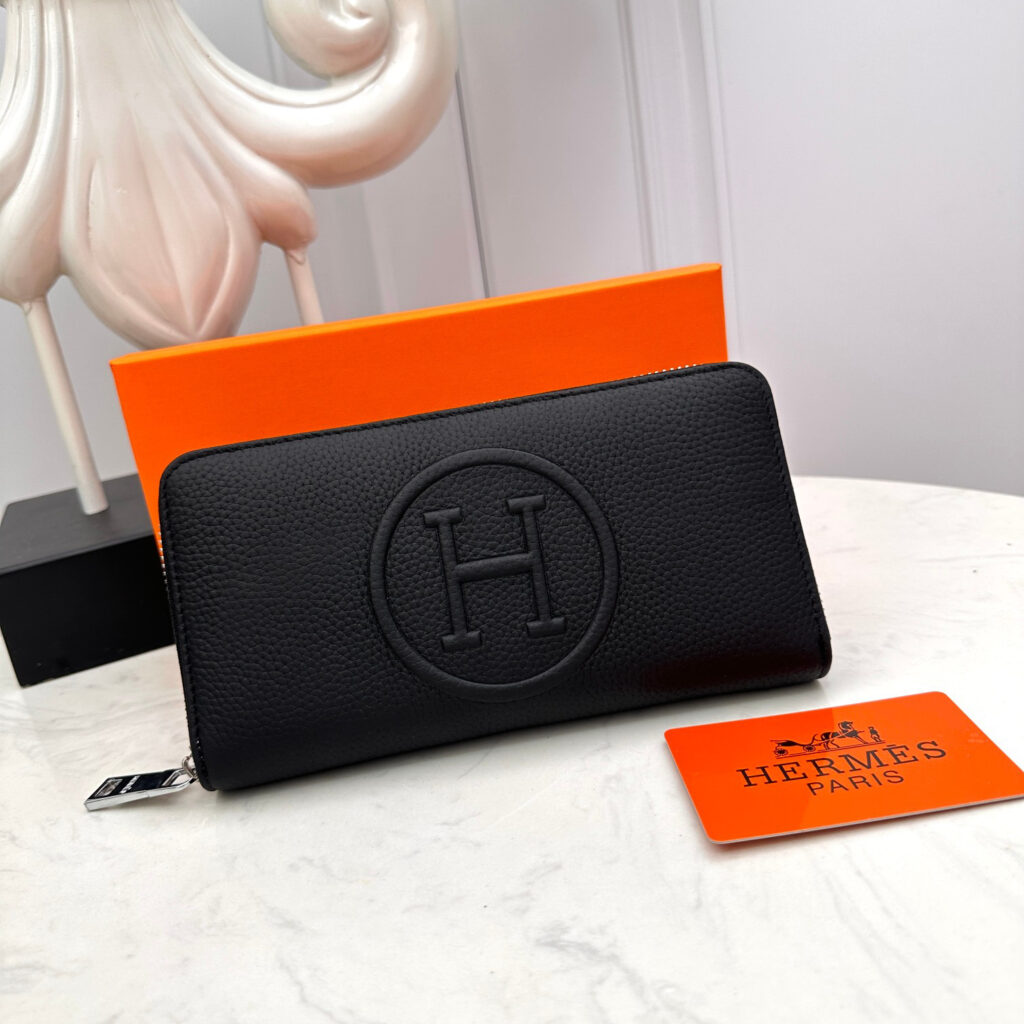 エルメス ロングジップウォレット【限定デザイン 日本未入荷】