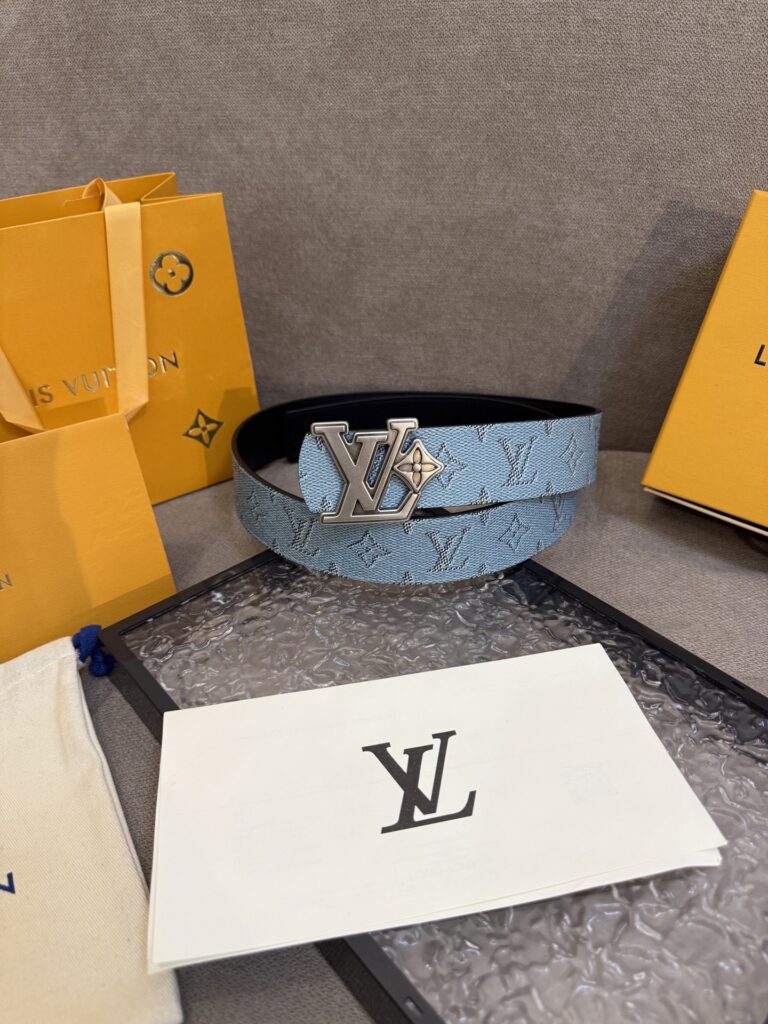 【日本未入荷】ルイヴィトン LV Dimension 両面使いベルト 40mm（全長約 100cm）