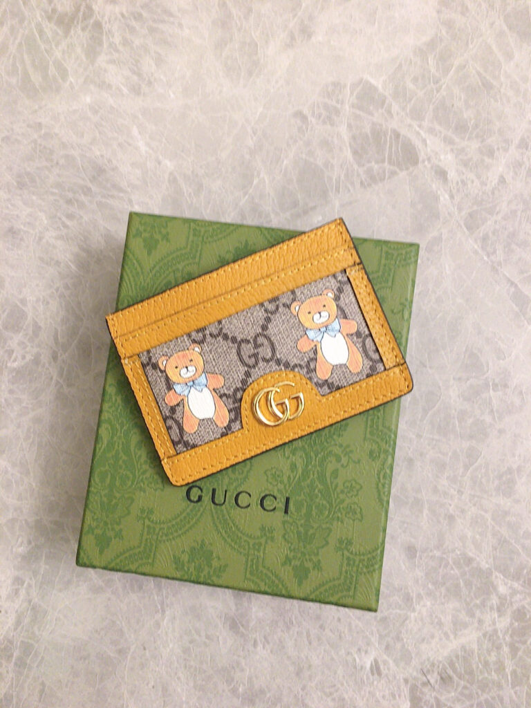 グッチ「Gucci」【グッチ×KAI コラボ】テディベアプリント カードホルダー