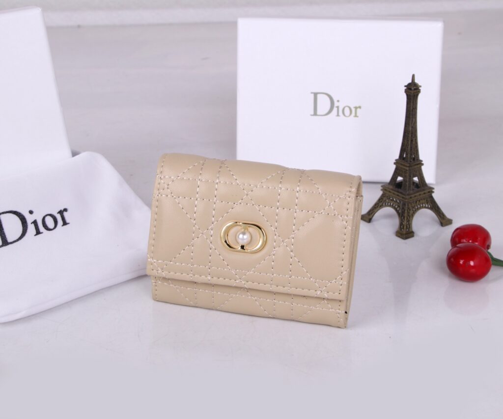 ディオール「Dior」Dior Jolie Glycine ウォレット