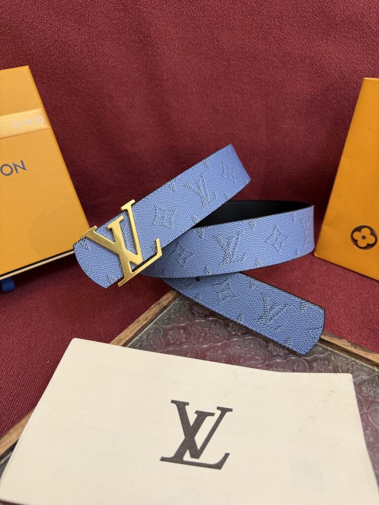 【日本未入荷】ルイヴィトン LV Dimension 両面使いベルト 40mm（全長約 100cm）