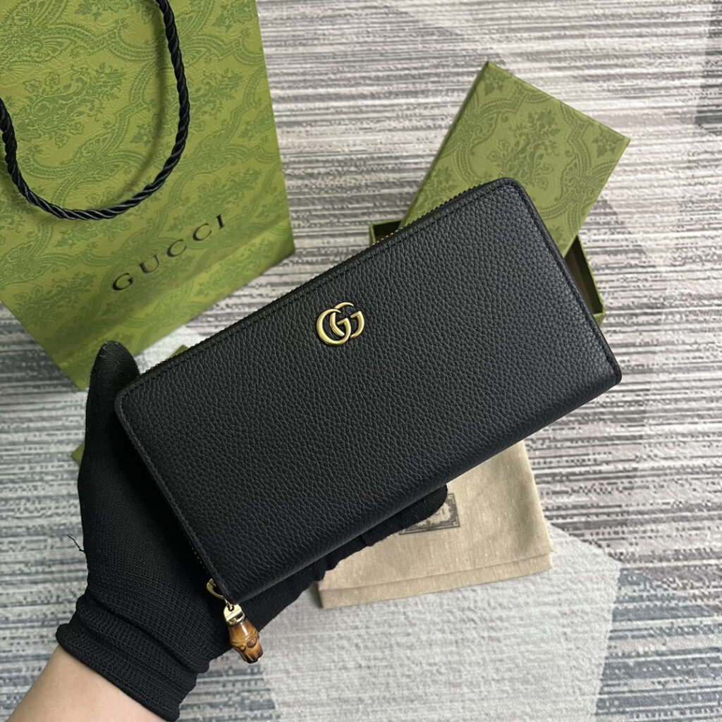 グッチ「Gucci」Marmontシリーズ ジッパーウォレット