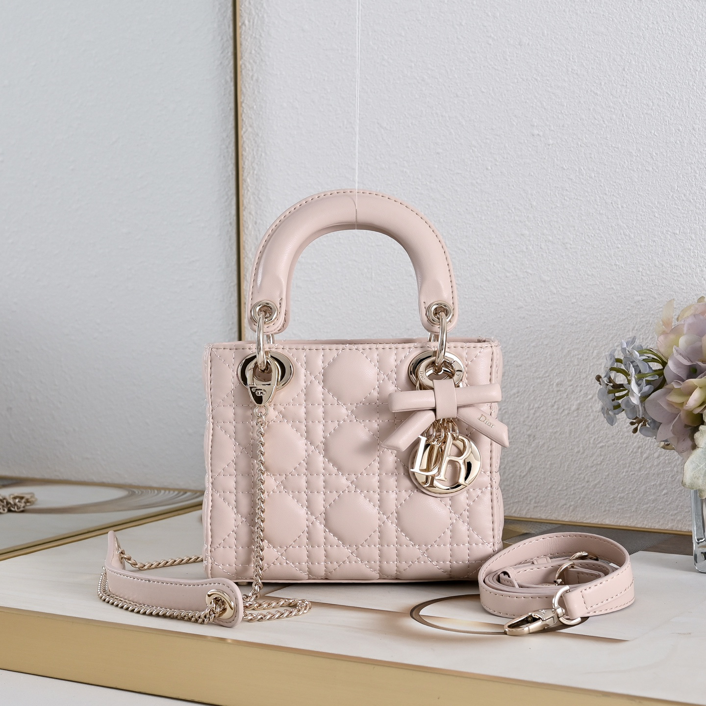 【人気コレクション】レディ ディオール バッグ「Lady Dior Bag」