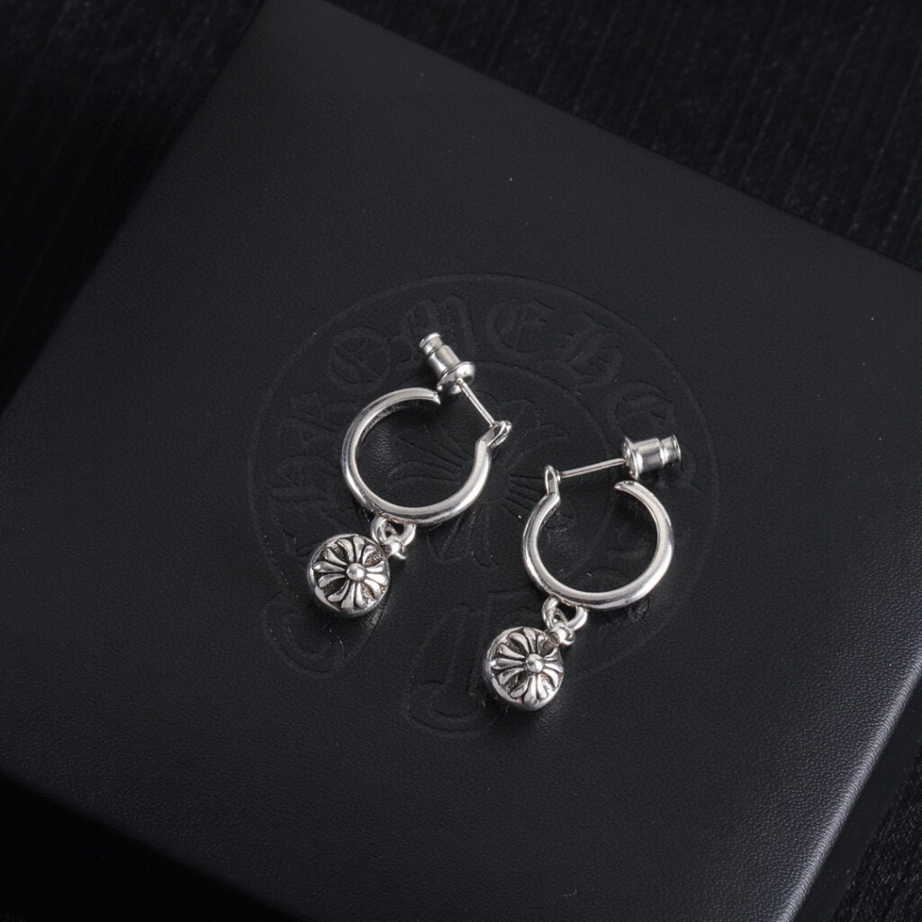 クロムハーツ「Chrome Hearts」クラシックヴィンテージ＆モダン イヤリング/ピアス/イヤカフ - ユニセックス