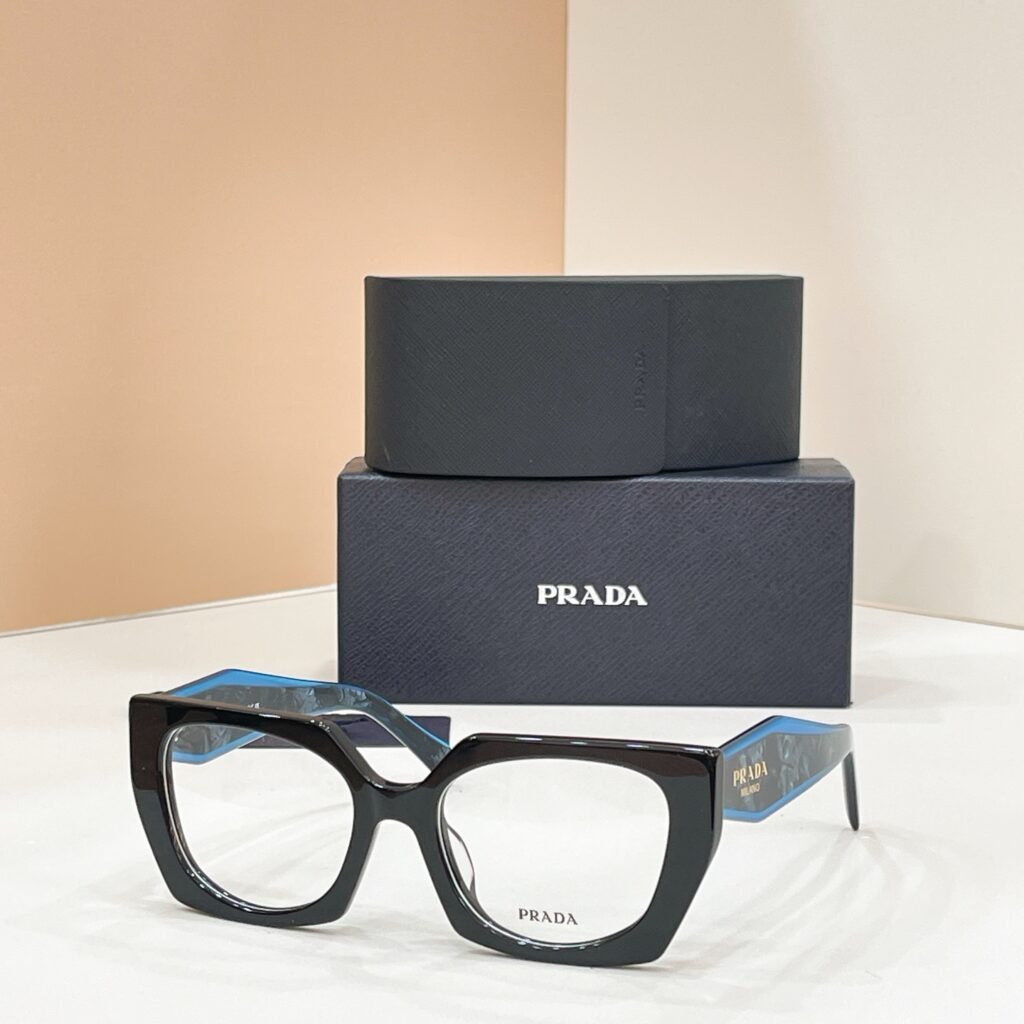 【厳選在庫】Prada ビジネス兼用高級サングラス「全天候遮光」