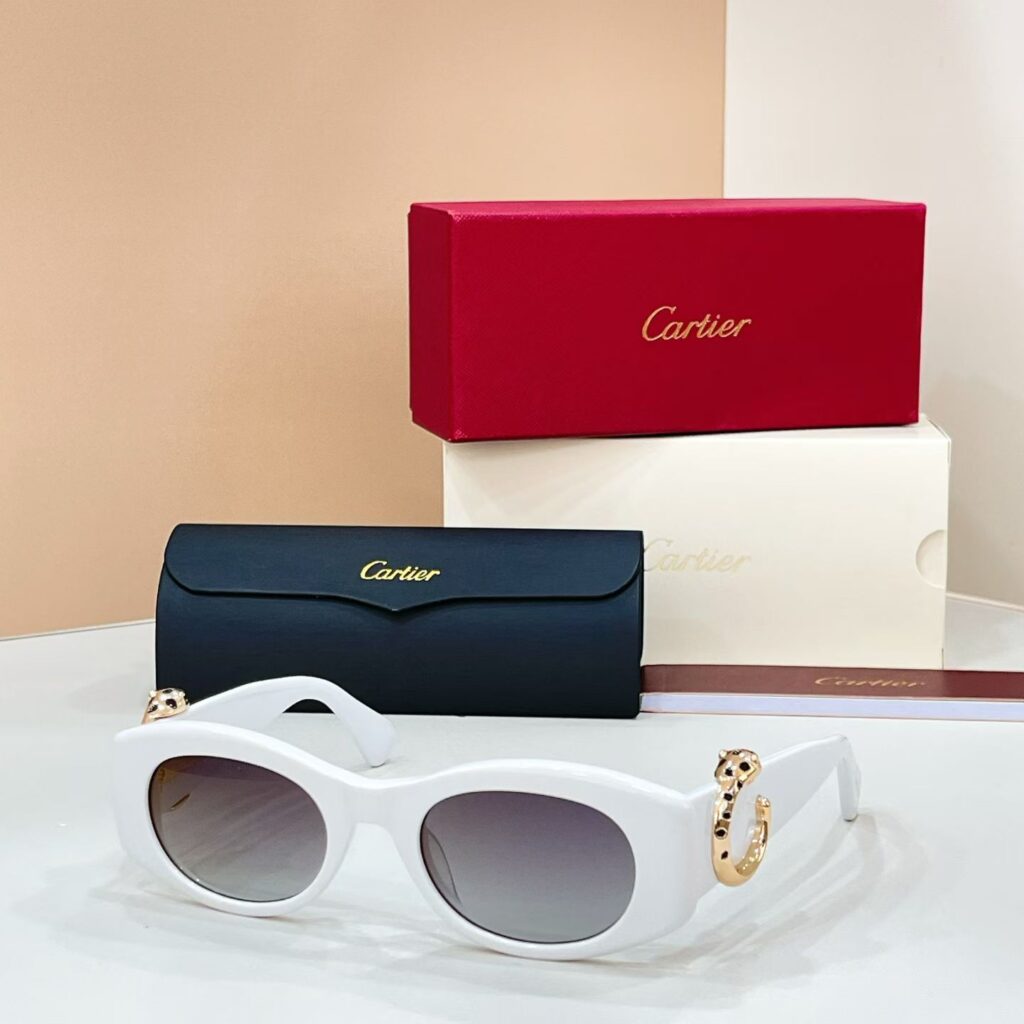 【高級品入庫】Cartier クラシカル貴族風サングラス「上質フレーム」