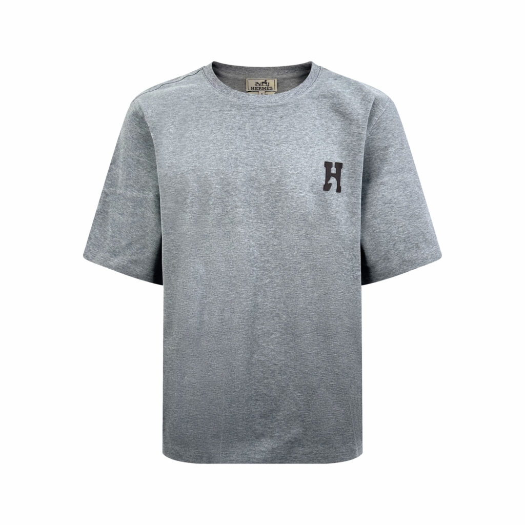 エルメス「Hermès」 クルーネックTシャツ 軽やかな着心地 春夏新作