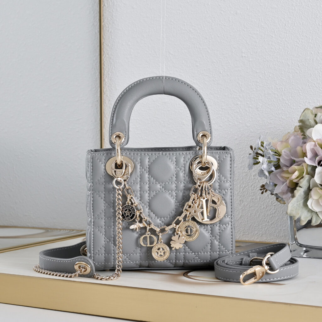【人気コレクション】レディ ディオール バッグ「Lady Dior Bag」