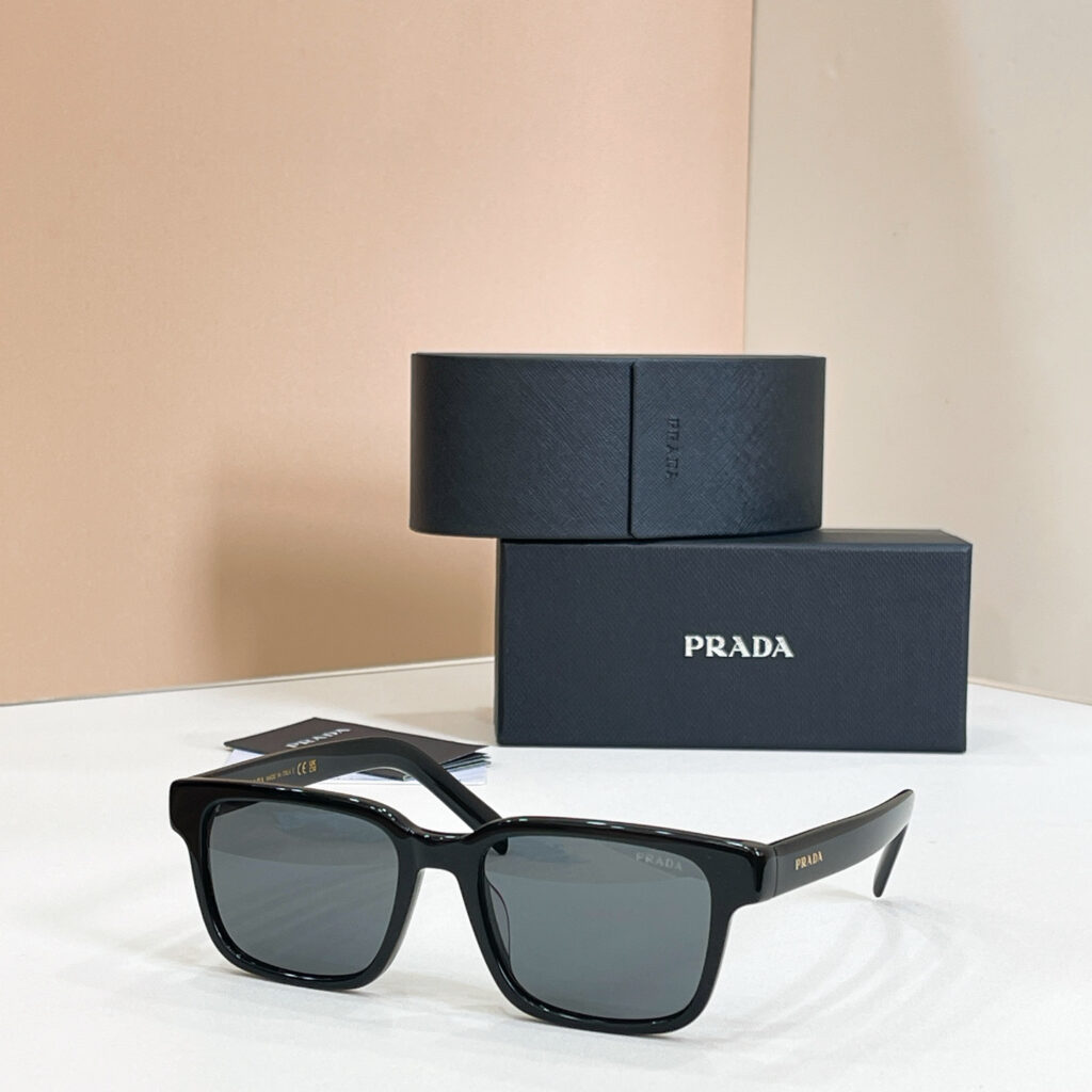 【厳選在庫】Prada ビジネス兼用高級サングラス「全天候遮光」