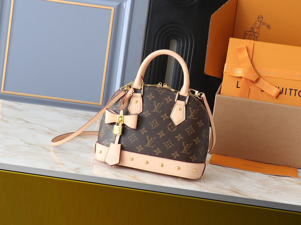 ルイ・ヴィトン LV x TM アルマ BB「Alma Bag」