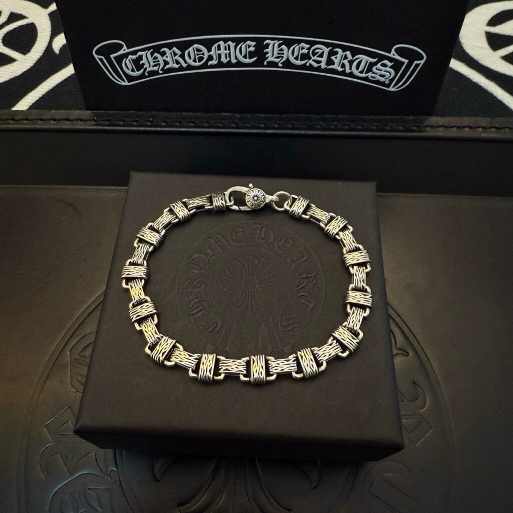 クロムハーツ「Chrome Hearts」ブレスレット - ヴィンテージ＆ロックテイスト ペア用