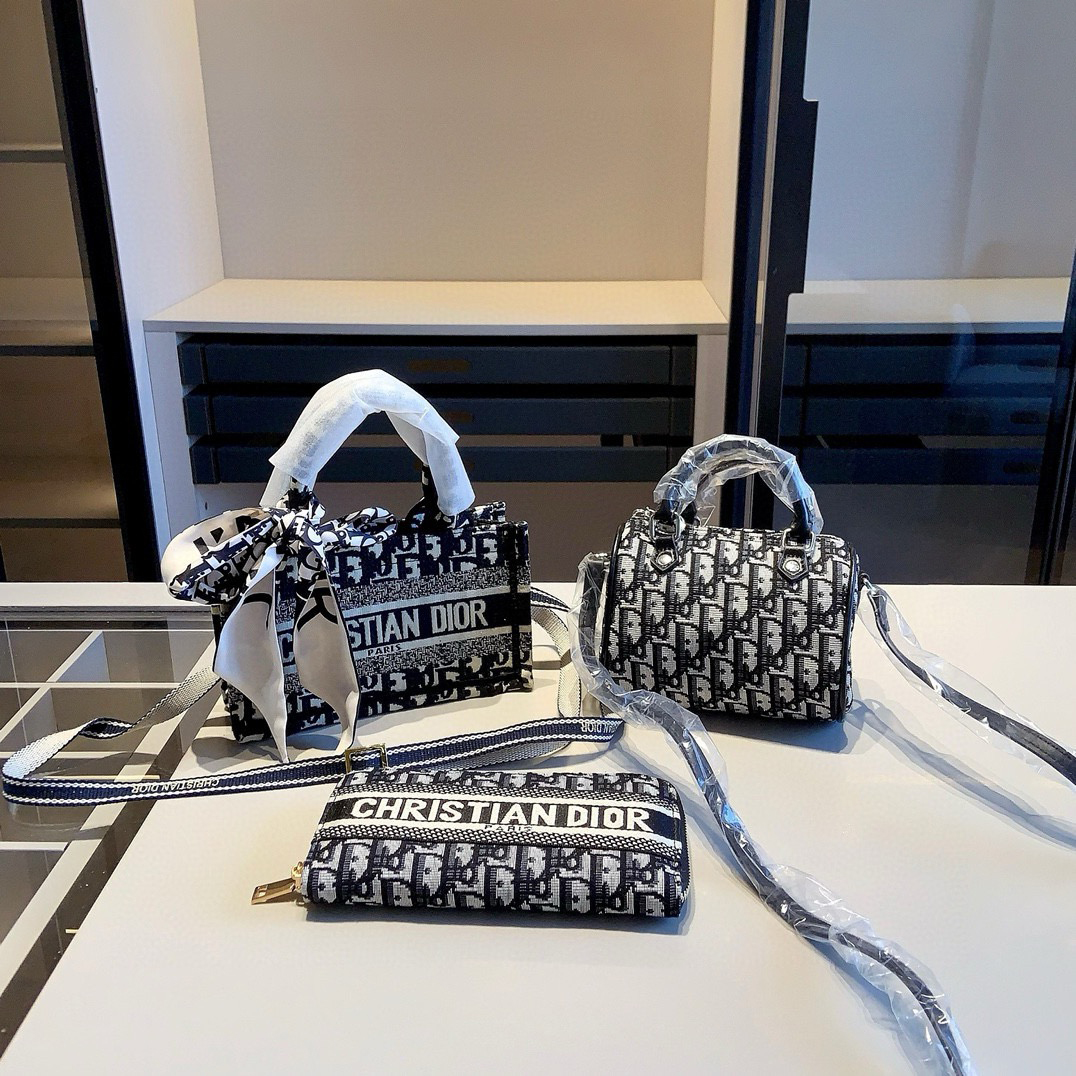 「ディオール」Dior 3 点セット トートバッグ+ミニバッグ+財布