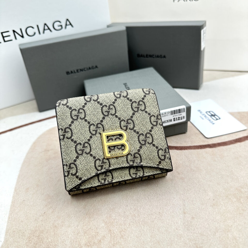 バレンシアガ Balenciaga & Gucci コラボレーション クラシックウォレット 財布
