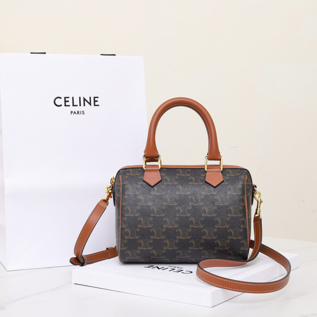 セリーヌ「Celine」Triomphe キャンバス ボストンバッグ