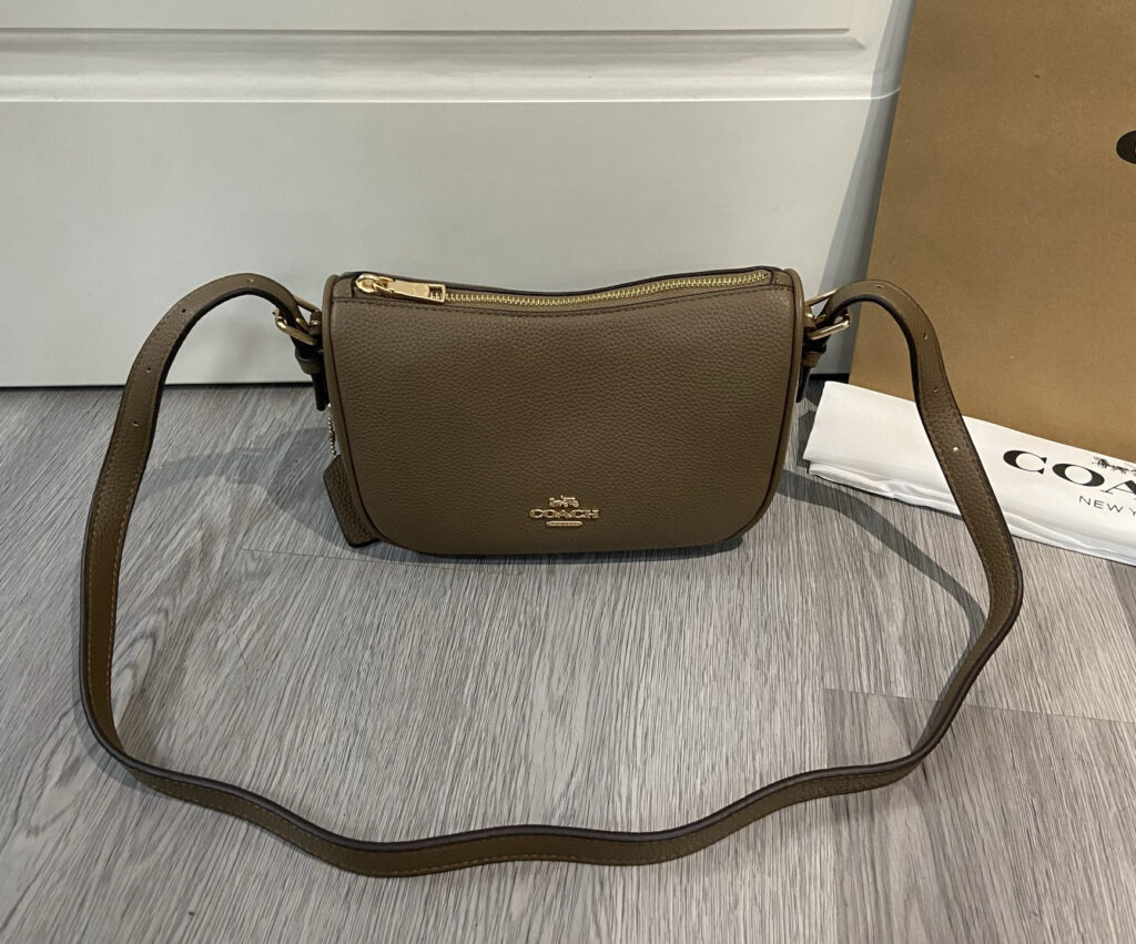 コーチ「Coach」香布蕾 Kailey 23 アンダーアームバッグ