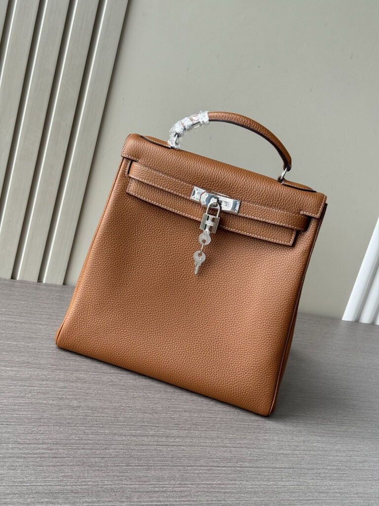 【定番人気】エルメス クラシック Kelly Ado 28 リュック