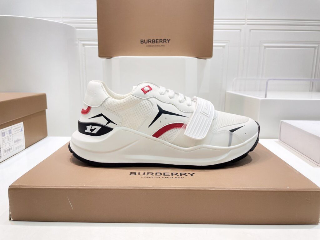 バーバリー チェック スエード&レザー スニーカー「Check, Suede and Leather Sneakers」