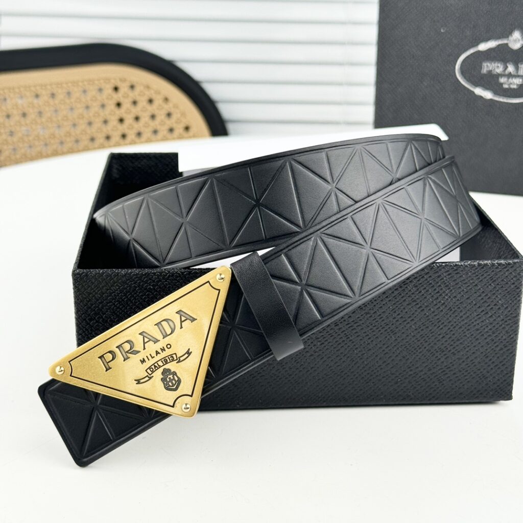【高級品倉庫到着】Prada イタリアンビジネスベルト「全長約 100cm」