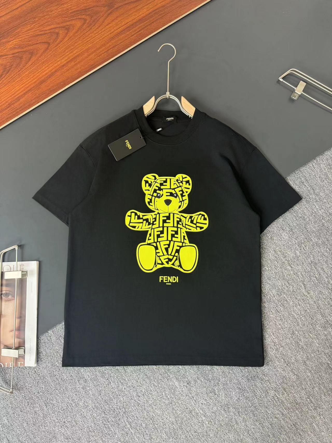 フェンディ Fendi 春夏新作 ラウンドネック Tシャツ