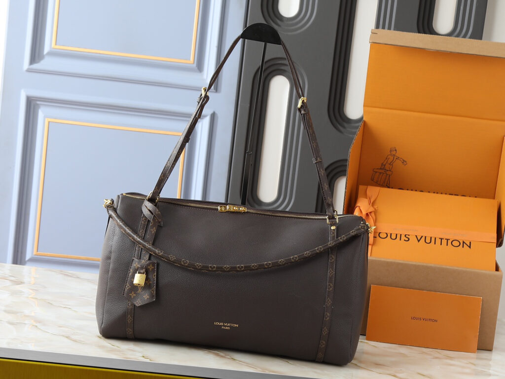 ルイ・ヴィトン「Louis Vuitton」エクスプレス トラベル GM