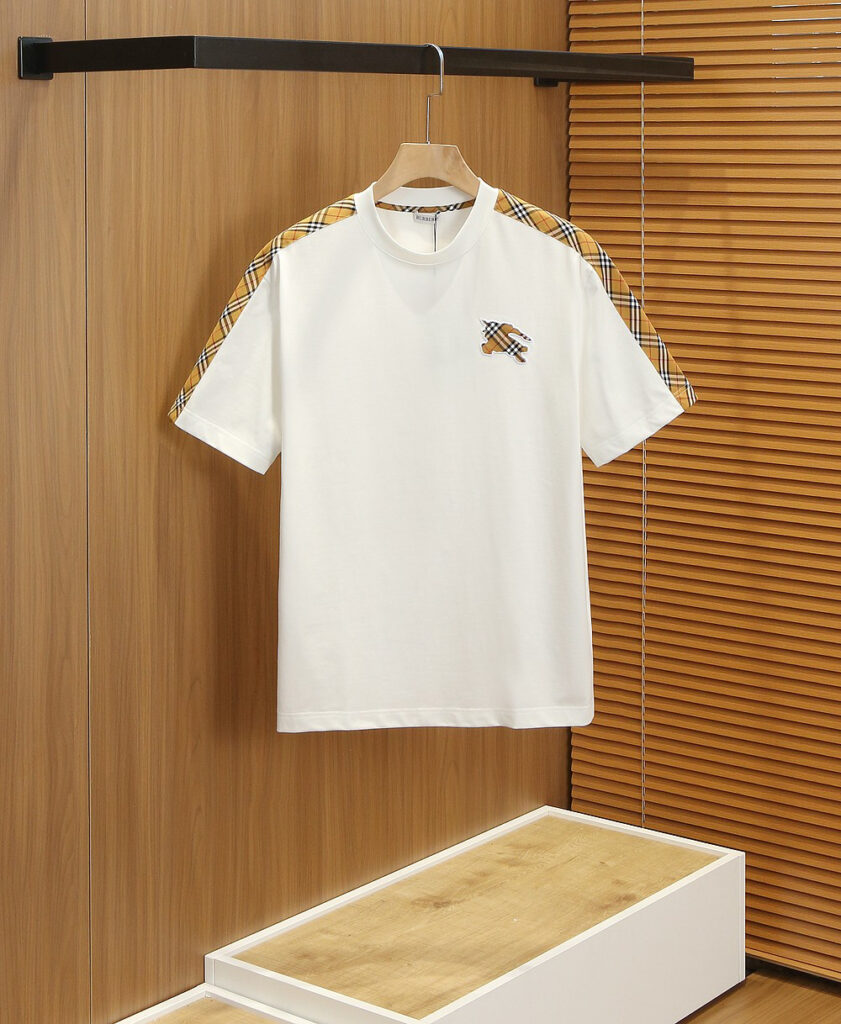 バーバリー「Burberry」 2026年春夏 コレクション Tシャツ