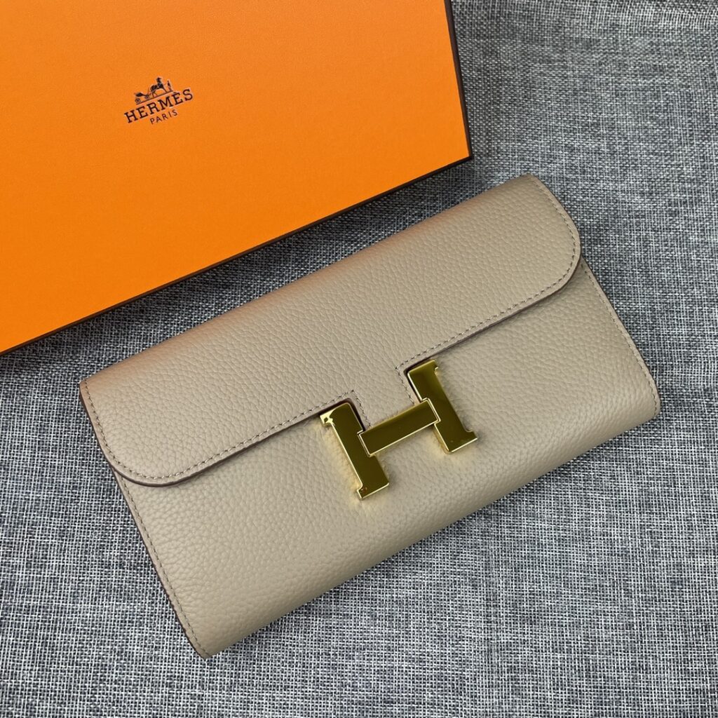 【新入荷】エルメス Constance H 金具レザー財布「名シリーズ定番ウォレット」