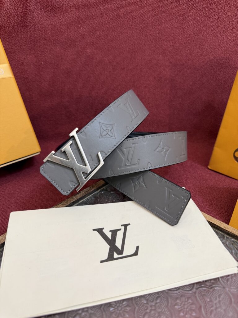 【日本未入荷】ルイヴィトン LV Dimension 両面使いベルト 40mm（全長約 100cm）