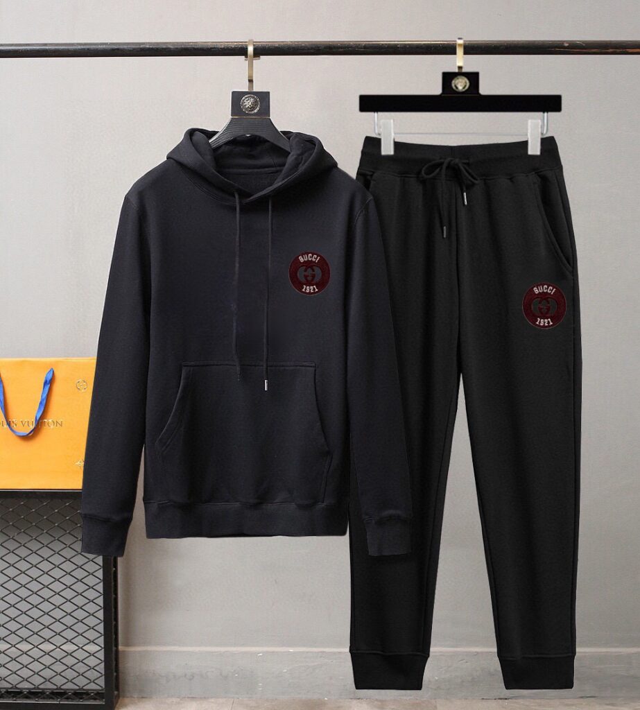 グッチ「Gucci」2025年新作 爆売れスウェットスーツ