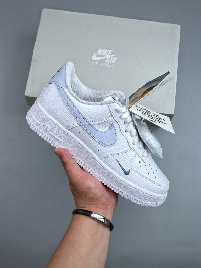 ナイキ エア フォース 1 トレンドスニーカー「Nike Air Force 1」