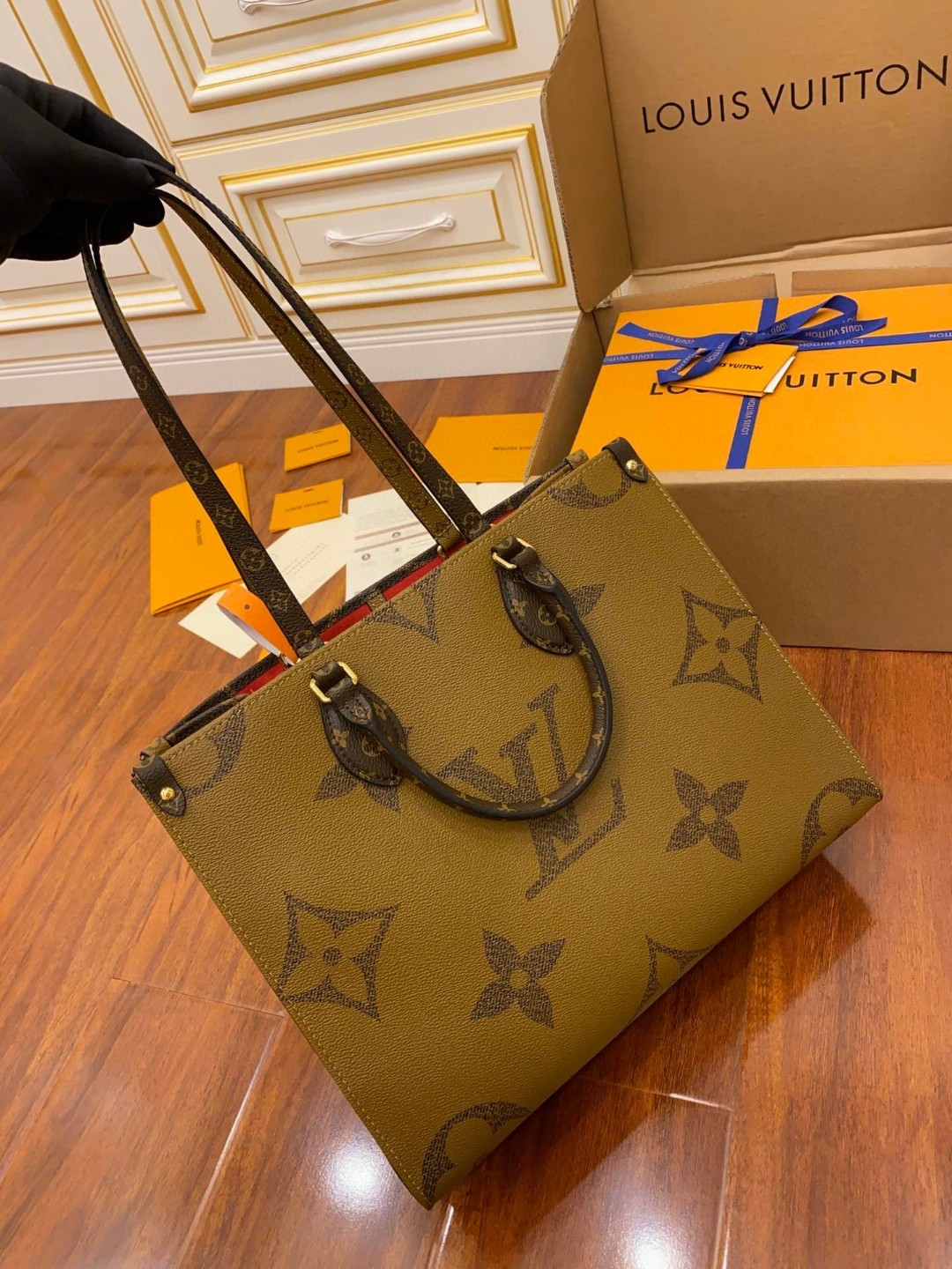 ルイ・ヴィトン「Louis Vuitton」モノグラム ポルトフォイユ・ボヤージュ