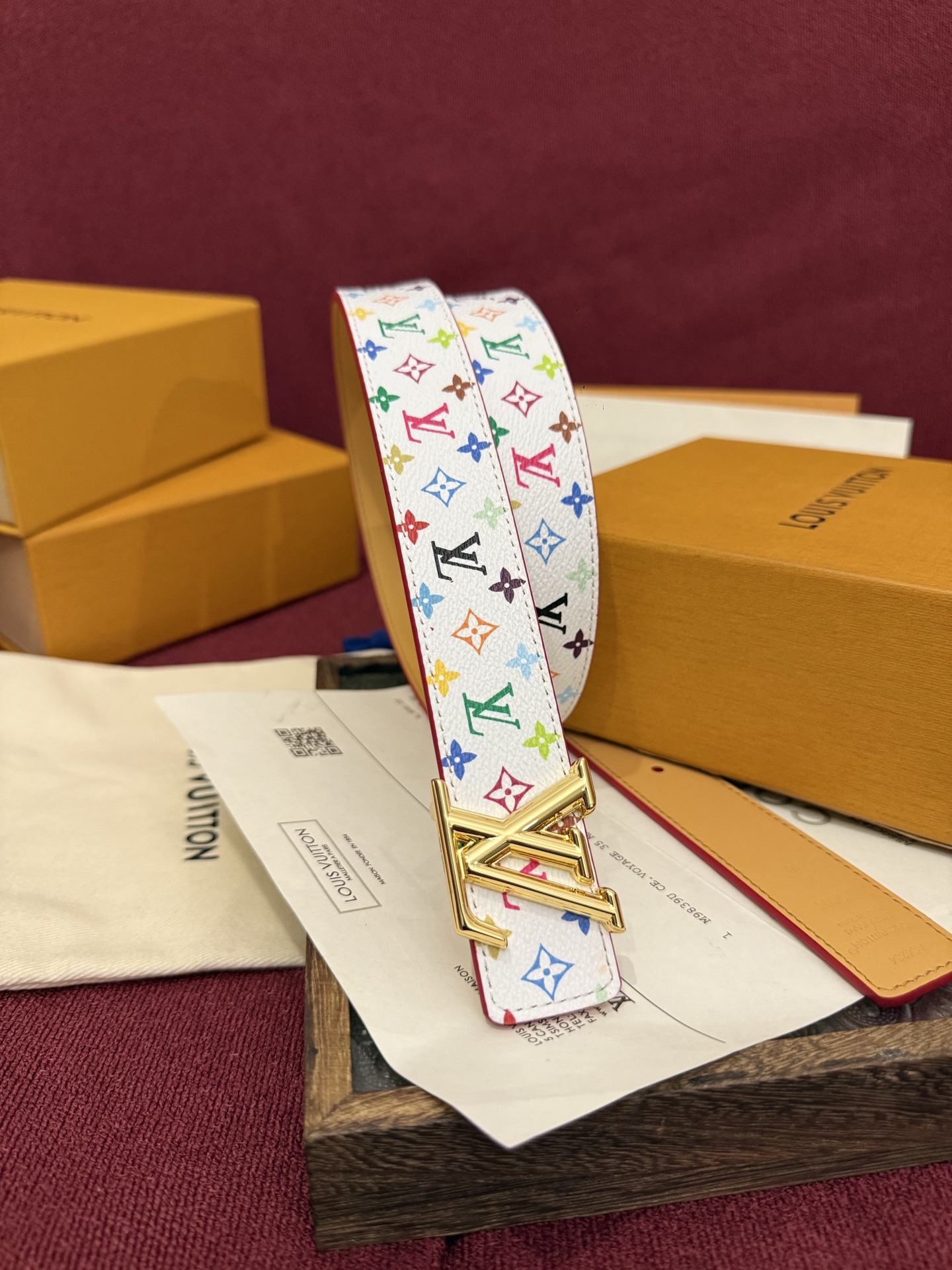 【新商品入荷】Louis Vuitton クラシックハイクオリティベルト「全長約 100cm」