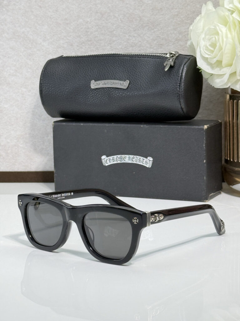 【希少新作】Chrome Hearts クロムハーツ ハードデザインサングラス「限定モデル」