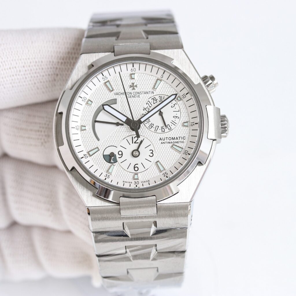 ヴァシュロン・コンスタンタン オーヴァシーズ 42mm