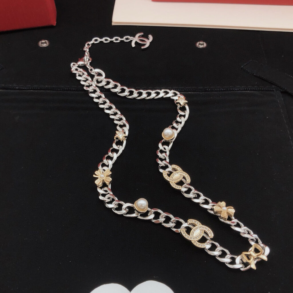 シャネル「Chanel」Ruban ビジョワール ネックレス42cm