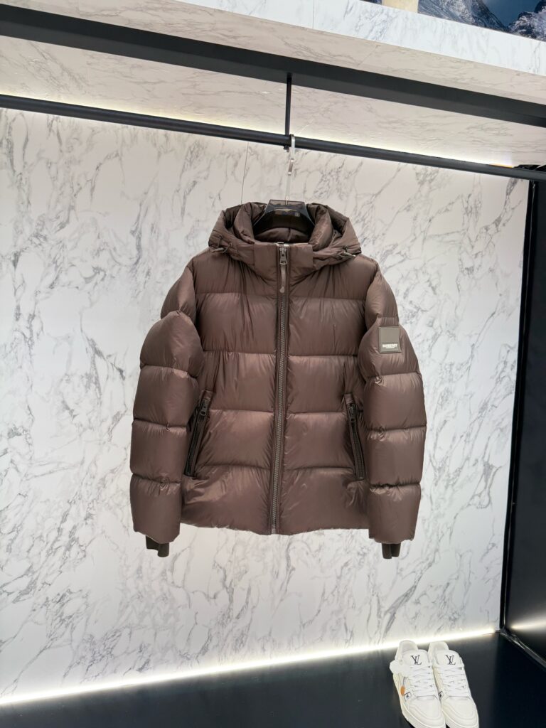 バーバリー「Burberry」秋冬ファッションフード付きダウンジャケット